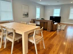 Modern Home, 5BR, 4.5 bath, King Beds, 2 Kitchens - Image 4